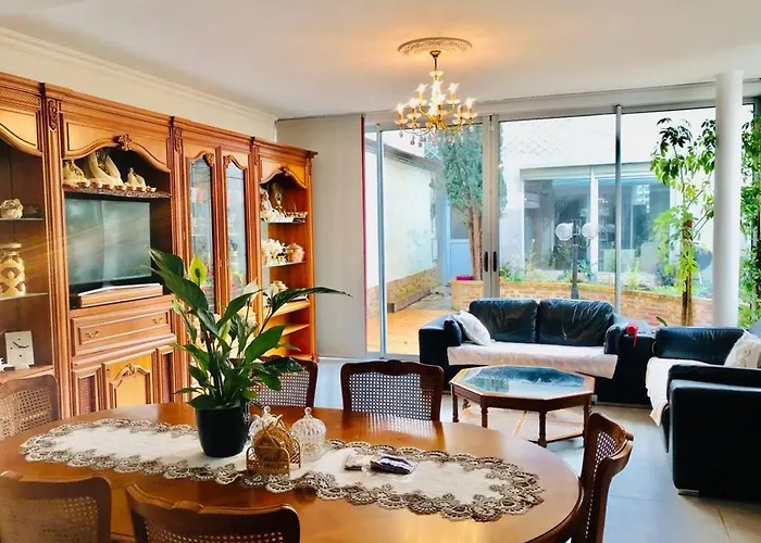 Sherpa Guest house 4*