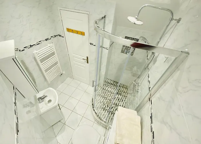 Guest house Sherpa 4*