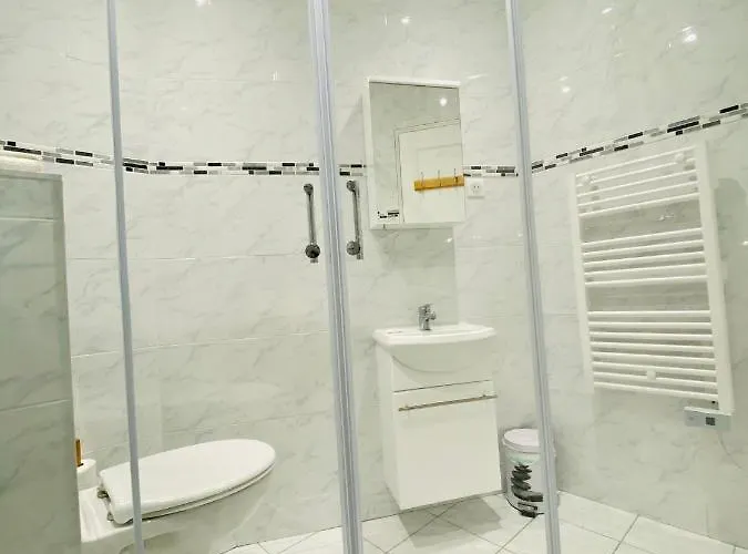 Guest house Sherpa 4*