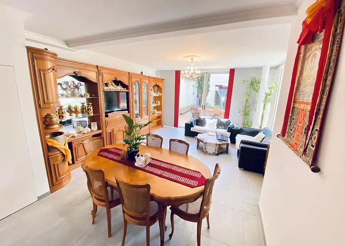 Guest house Sherpa 4*